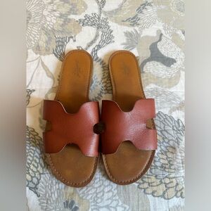 Universal Thread Brown Slip-On Sandals